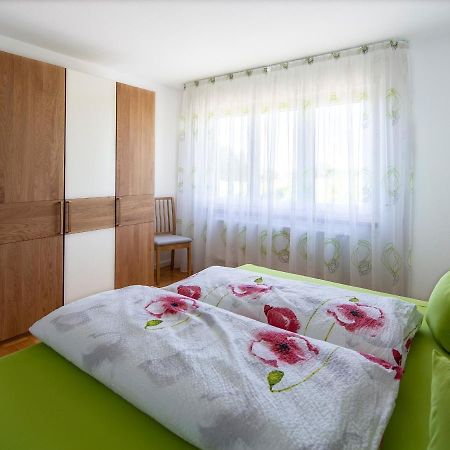 Ferienwohnung Mit 65Qm Niederrotweil Exterior photo