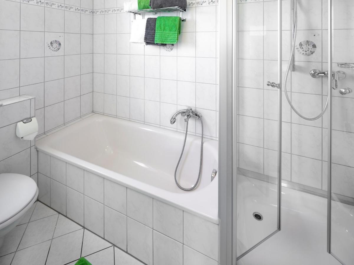 Ferienwohnung Mit 65Qm Niederrotweil Exterior photo